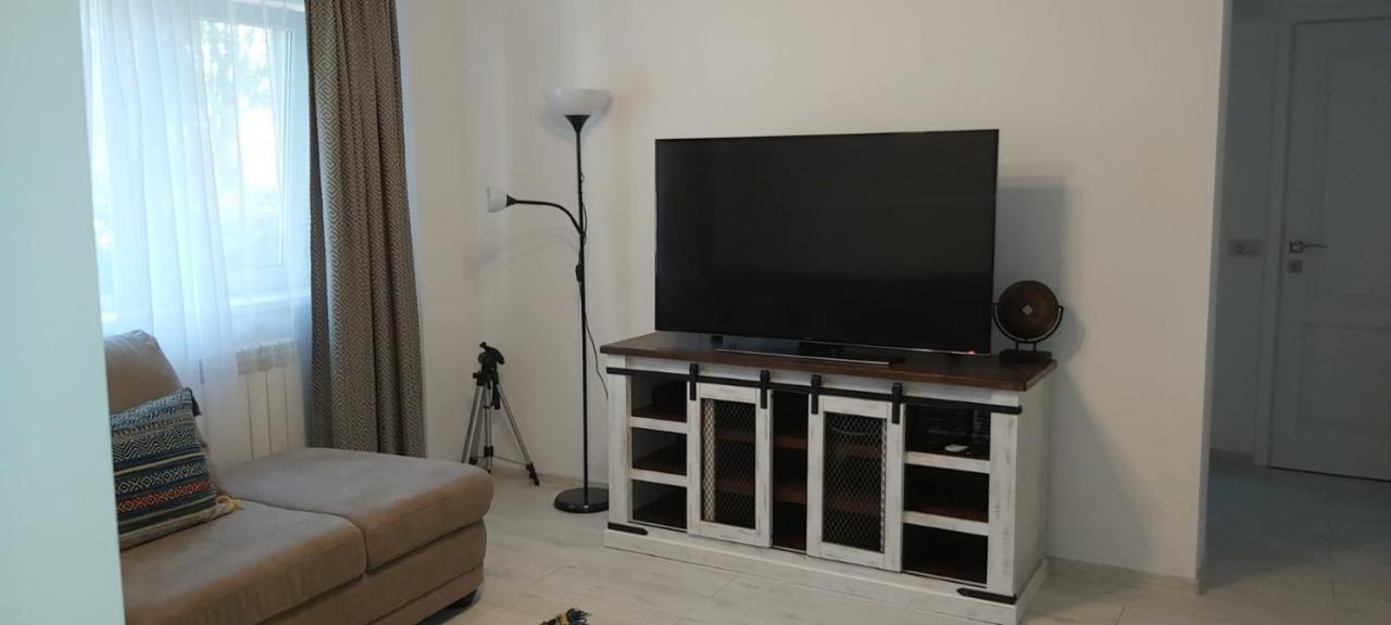 Apartament Polly ! เอโฟรีเอซูด ภายนอก รูปภาพ